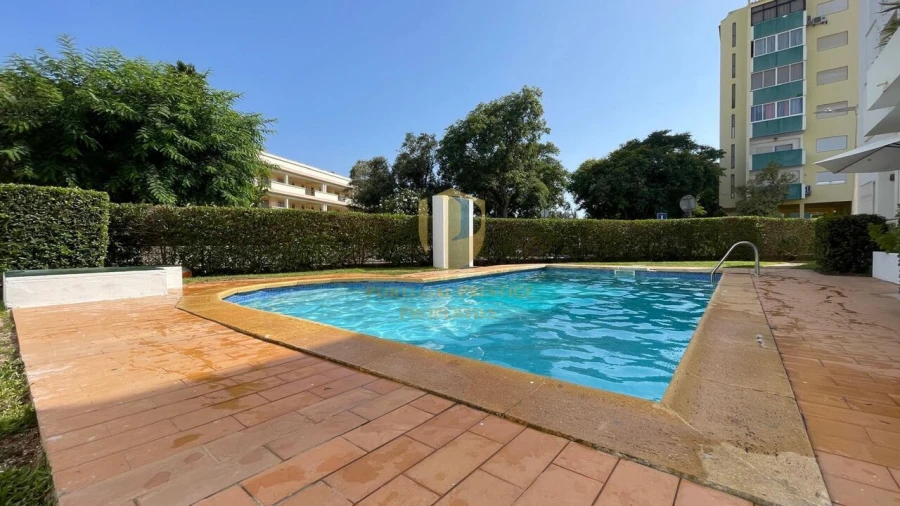 Apartamento T3 para Venda em Quarteira Foto 47