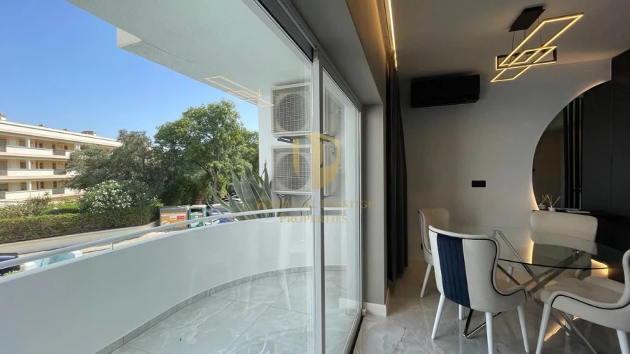 Apartamento T3 para Venda em Quarteira Foto 4