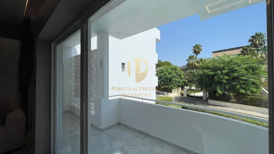 Apartamento T3 para Venda em Quarteira Foto 46