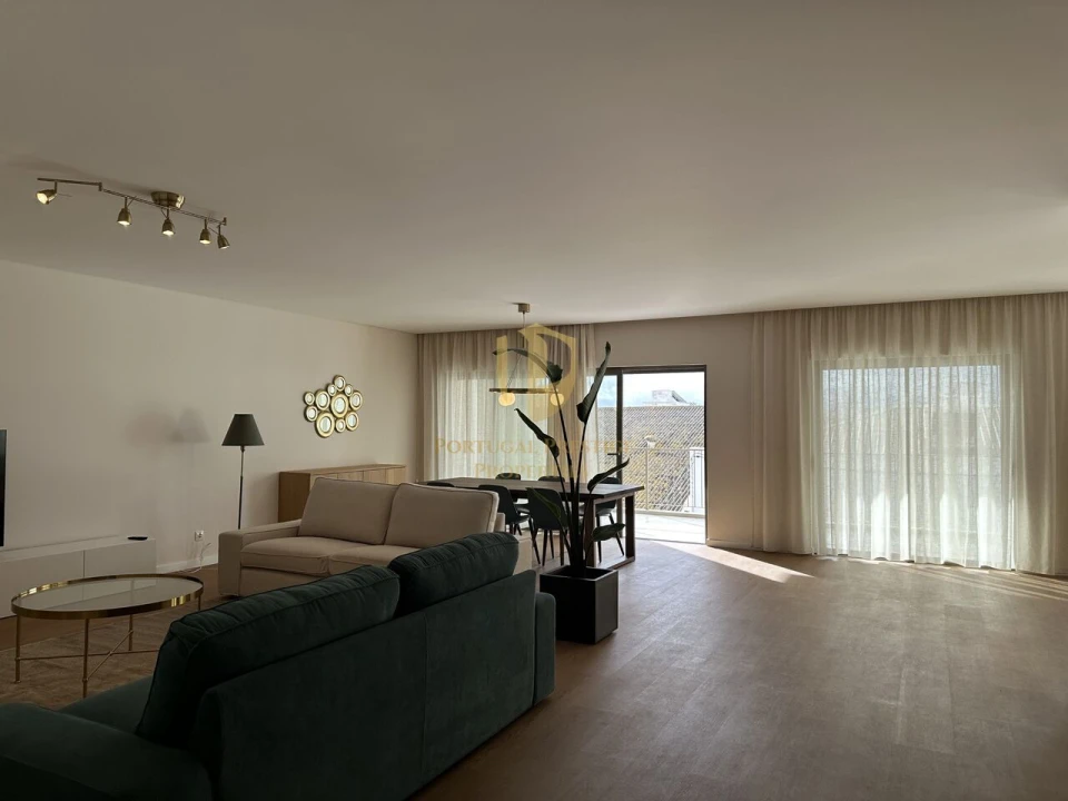 Apartamento T3 para Venda em Olhão Foto 9