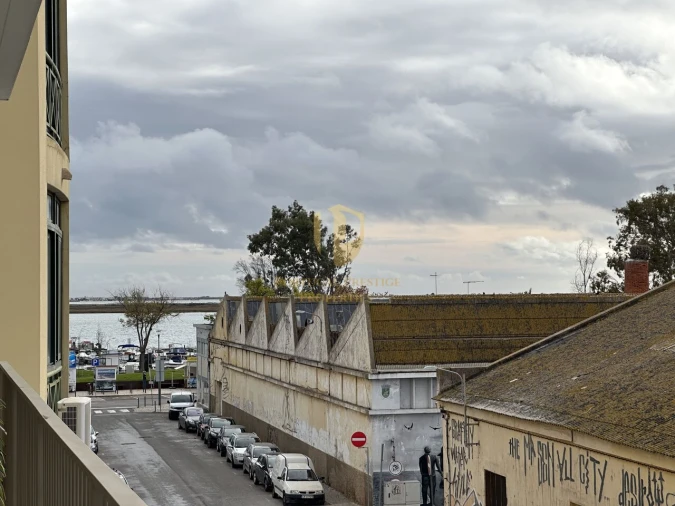 Apartamento T3 para Venda em Olhão Foto 47