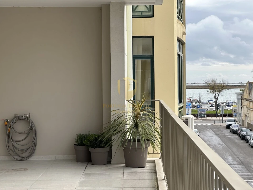 Apartamento T3 para Venda em Olhão Foto 42