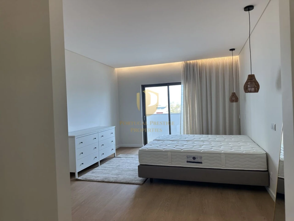 Apartamento T3 para Venda em Olhão Foto 31