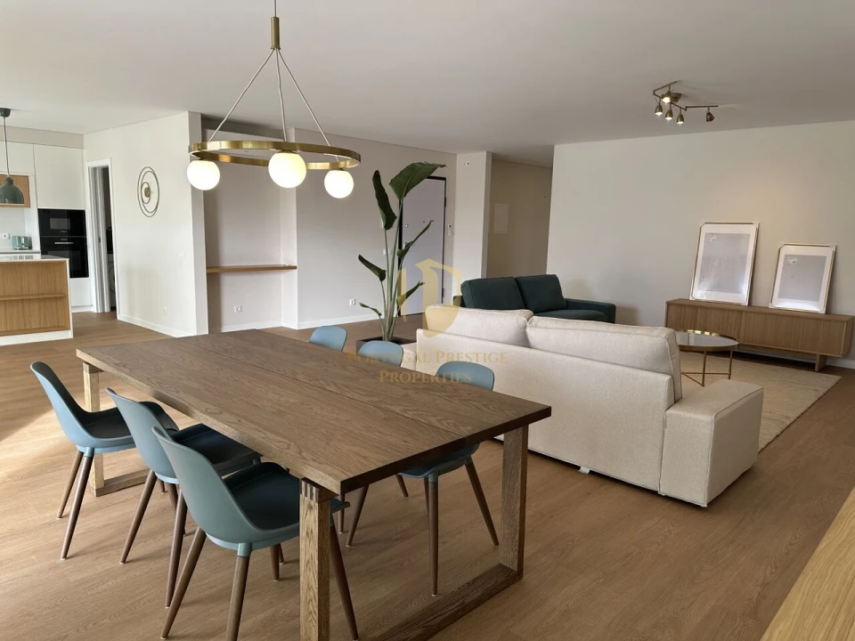 Apartamento T3 para Venda em Olhão Foto 19