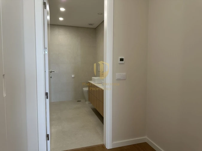 Apartamento T3 para Venda em Olhão Foto 34