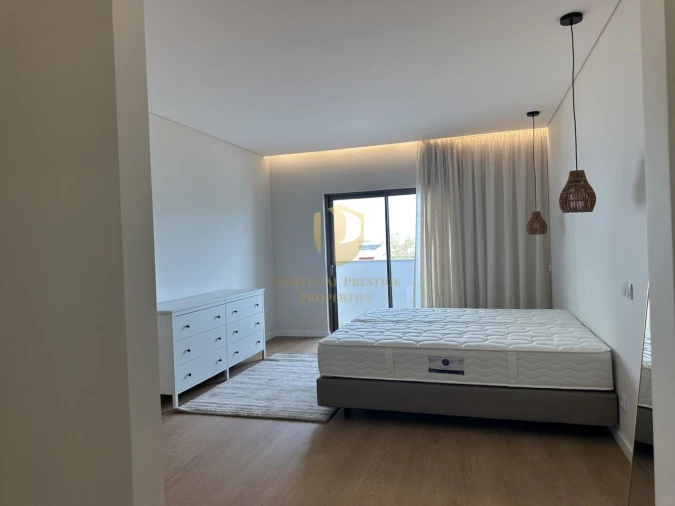 Apartamento T3 para Venda em Olhão Foto 31