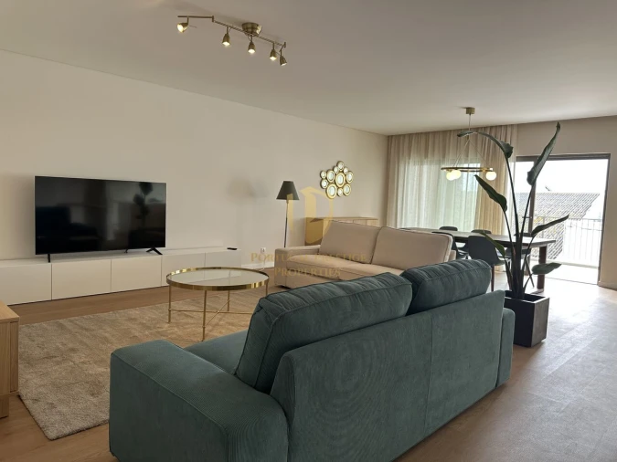 Apartamento T3 para Venda em Olhão Foto 13