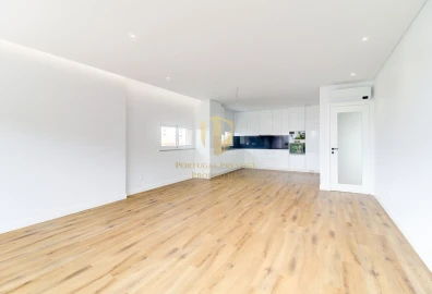 Apartamento T3 para Venda em Albufeira e Olhos de Água