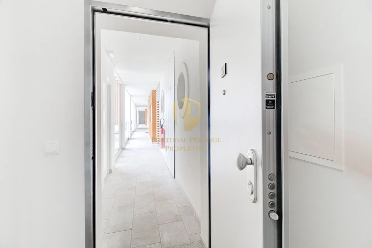 Apartamento T3 para Venda em Albufeira e Olhos de Água Foto 8