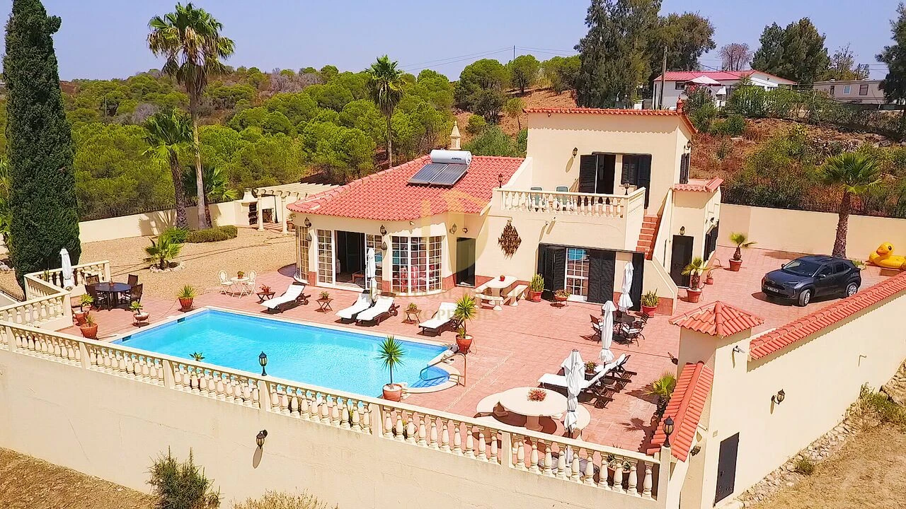 Moradia T3 para Venda em Castro Marim Foto 2