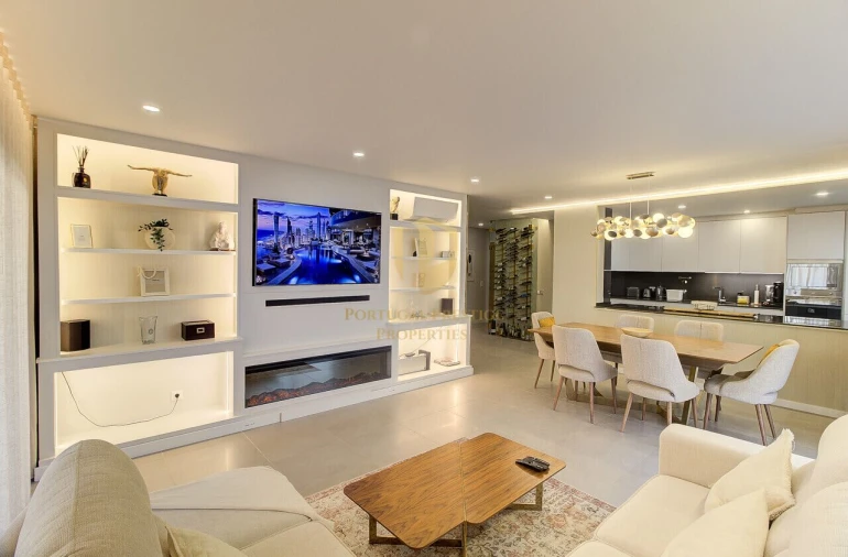 Apartamento T3 para Venda em Vila Real de Santo Antonio Foto 3