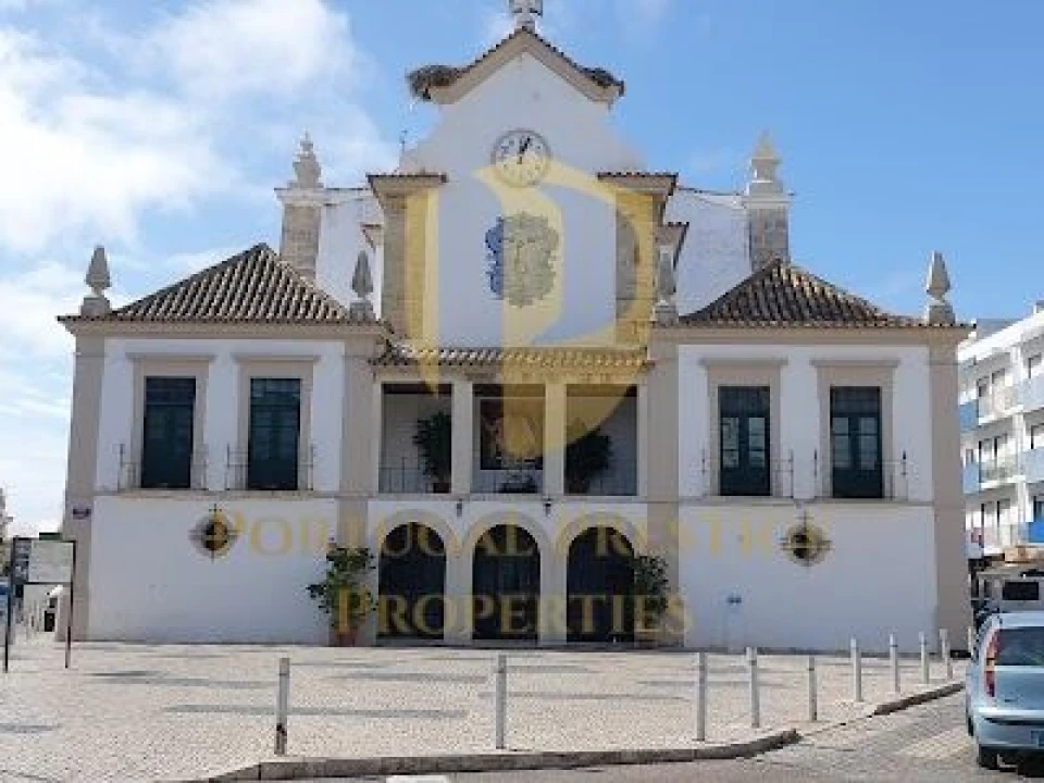 Apartamento T3 para Venda em Quelfes Foto 30