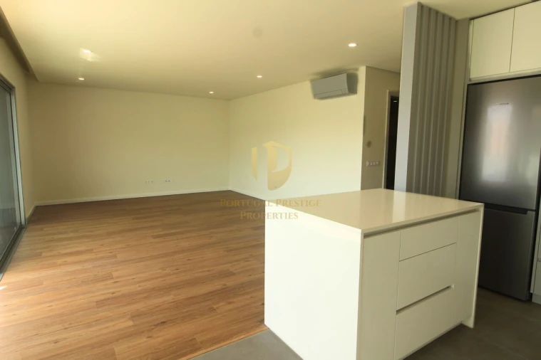 Apartamento T3 para Venda em Vila Real de Santo Antonio Foto 5