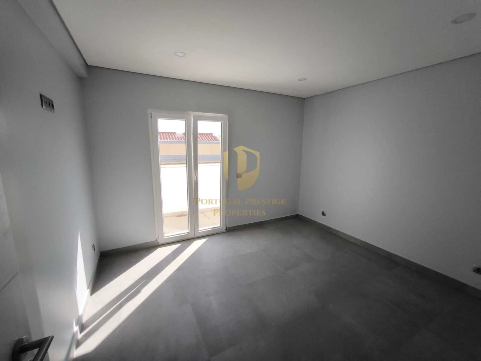 Moradia T5 para Venda em Castro Marim Foto 34