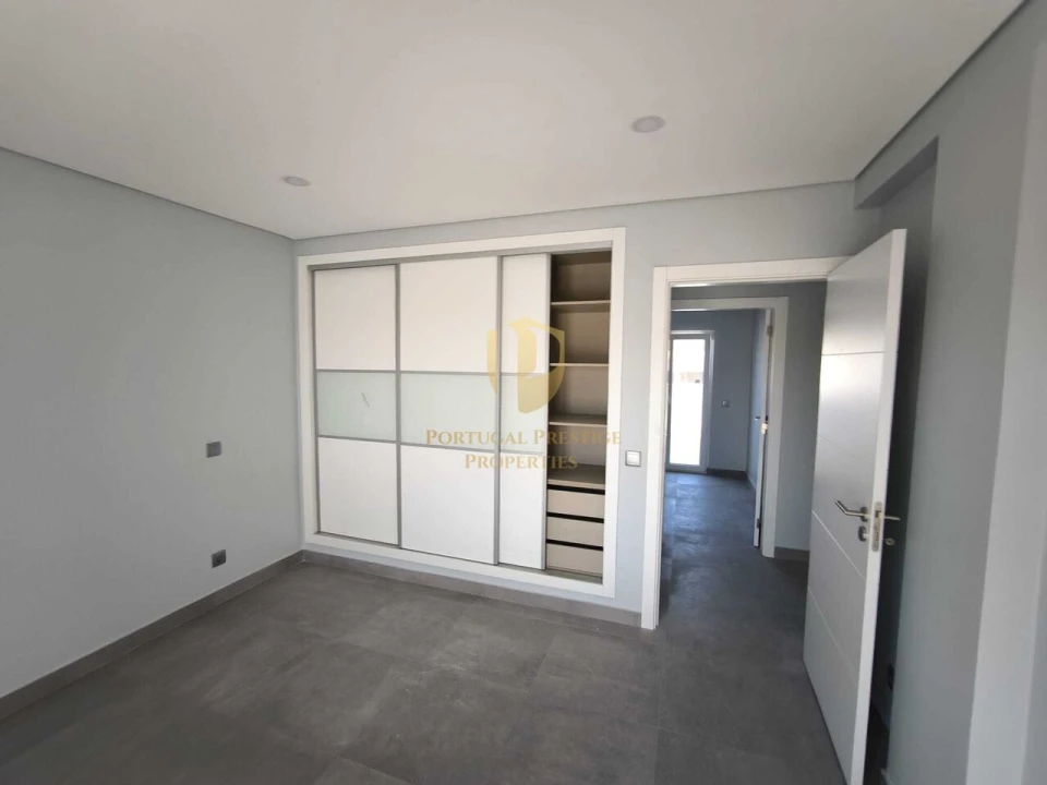 Moradia T5 para Venda em Castro Marim Foto 35