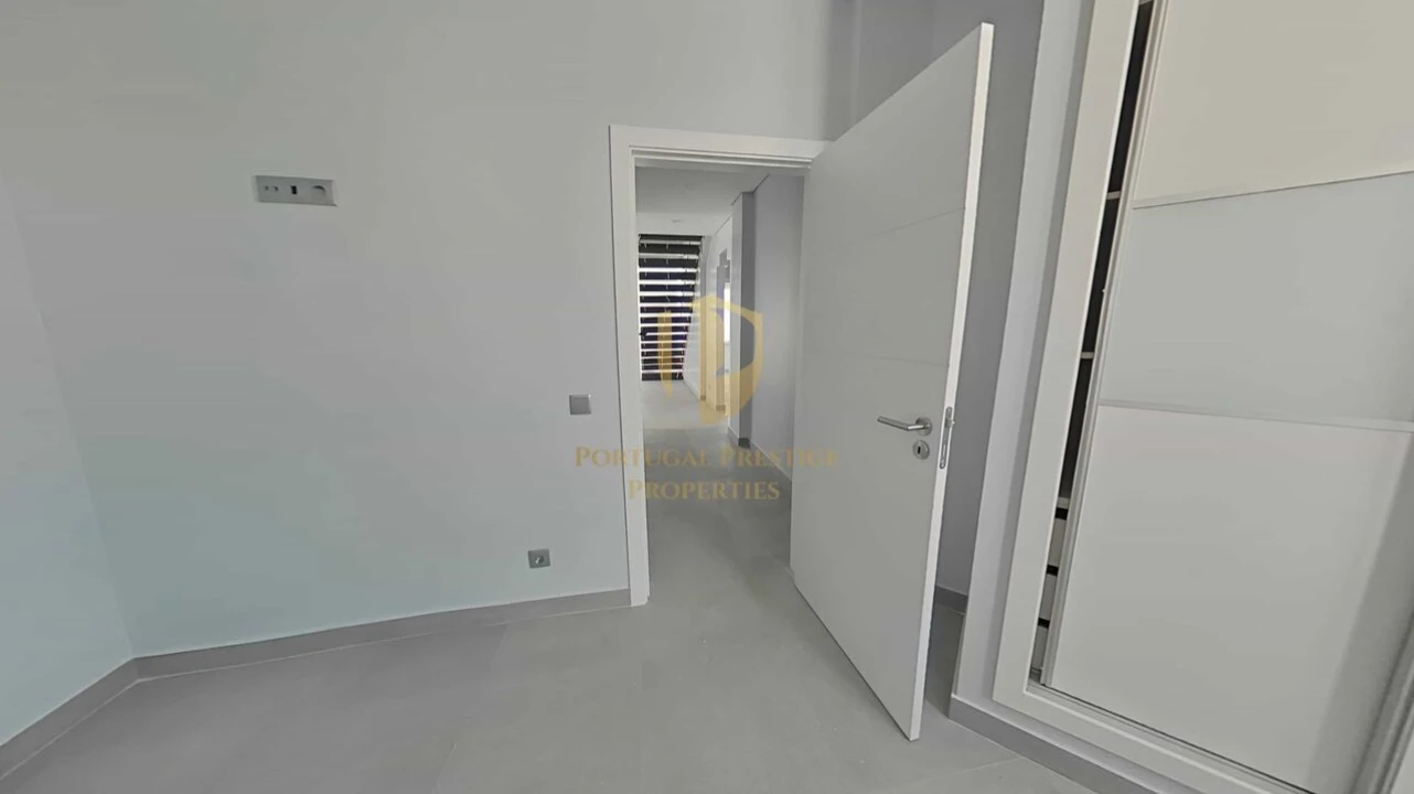 Moradia T5 para Venda em Castro Marim Foto 42