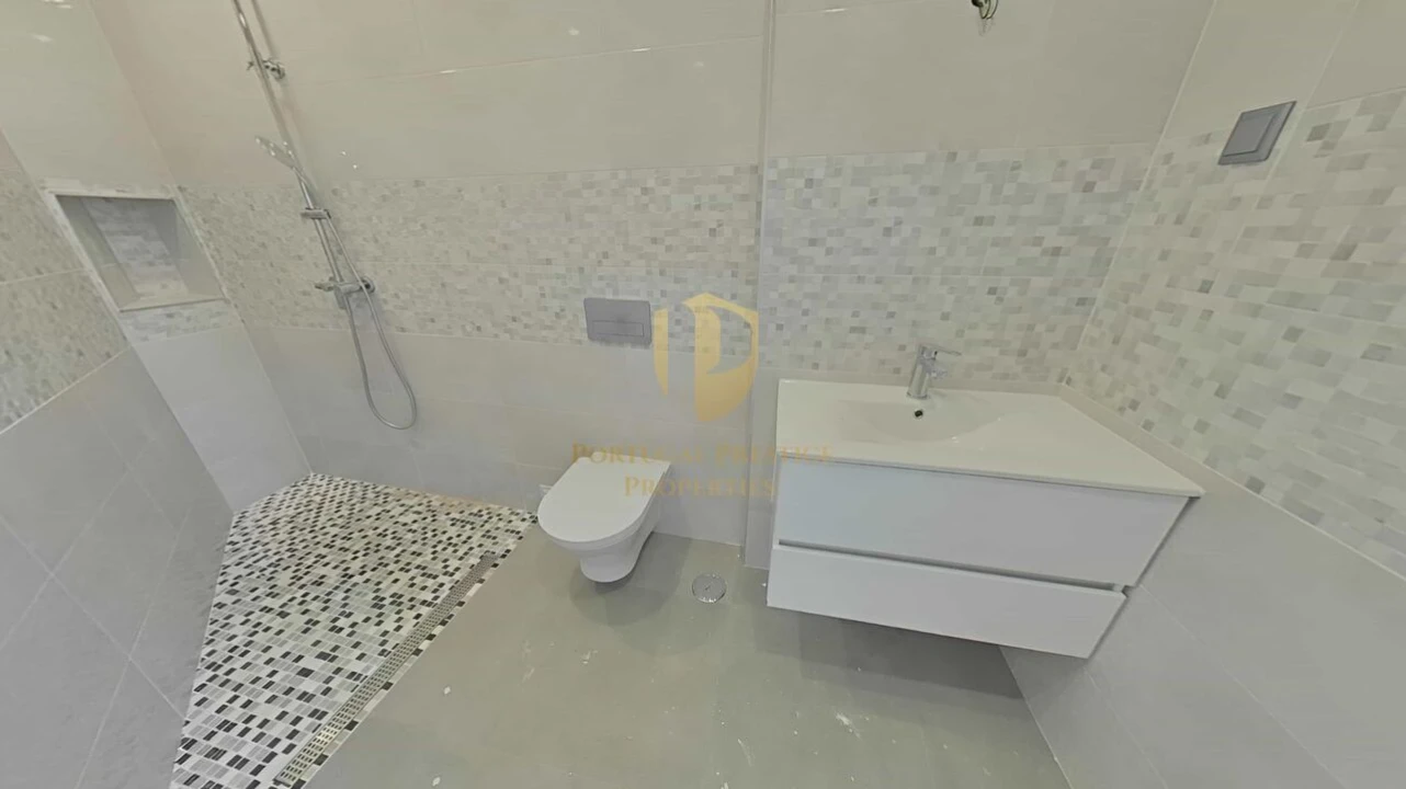 Moradia T5 para Venda em Castro Marim Foto 58