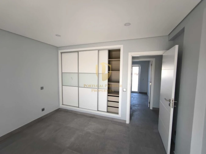 Moradia T5 para Venda em Castro Marim Foto 35