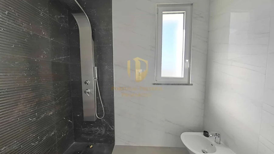 Moradia T5 para Venda em Castro Marim Foto 51