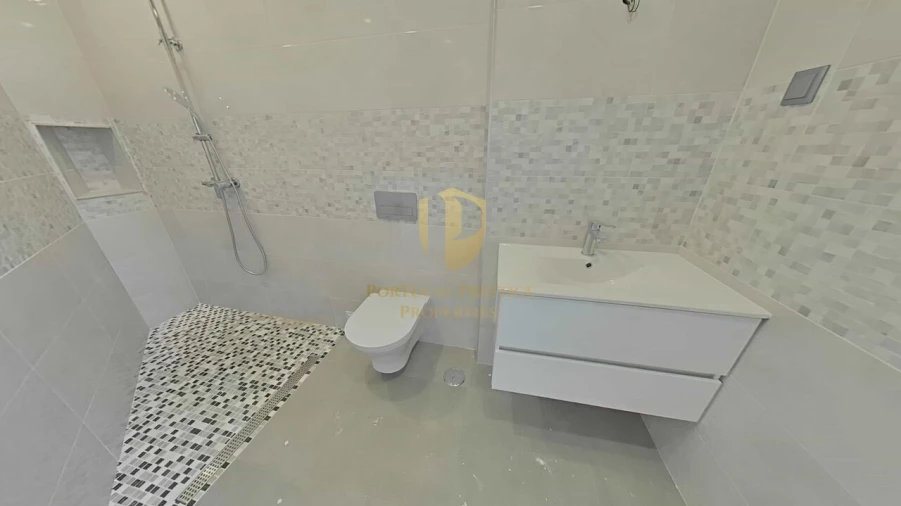 Moradia T5 para Venda em Castro Marim Foto 58