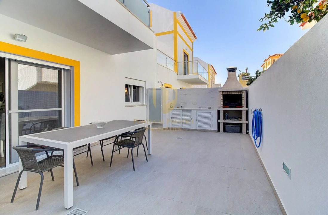 Moradia T2 para Venda em Vila Real de Santo Antonio Foto 2