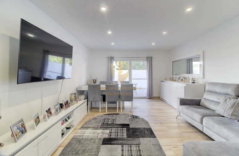 Moradia T2 para Venda em Vila Real de Santo Antonio Foto 9