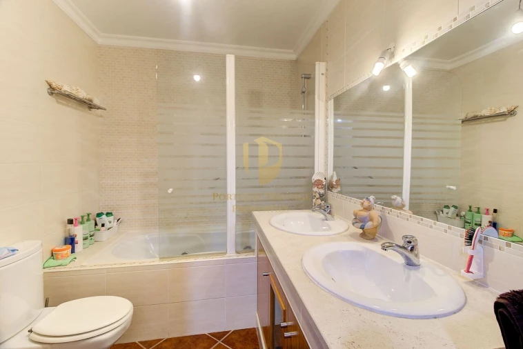 Moradia T4 para Venda em Vila Real de Santo Antonio Foto 26