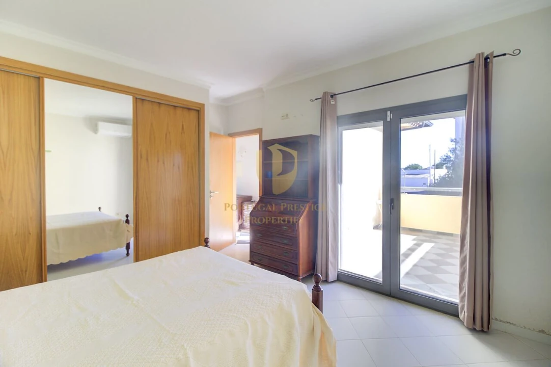 Moradia T4 para Venda em Altura Foto 19