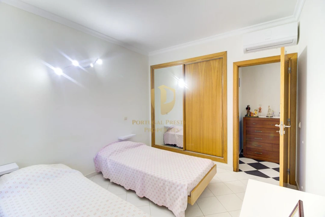 Moradia T4 para Venda em Altura Foto 34