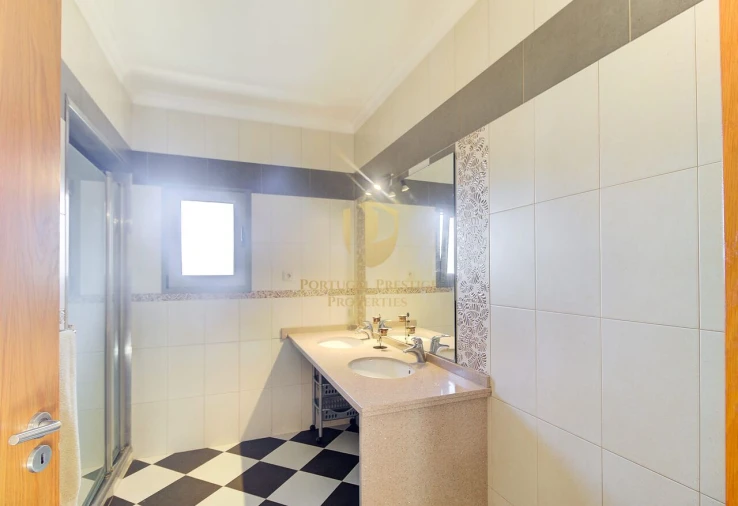 Moradia T4 para Venda em Altura Foto 15