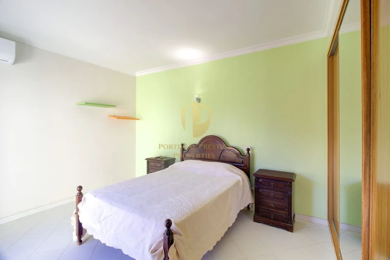 Moradia T4 para Venda em Altura Foto 18