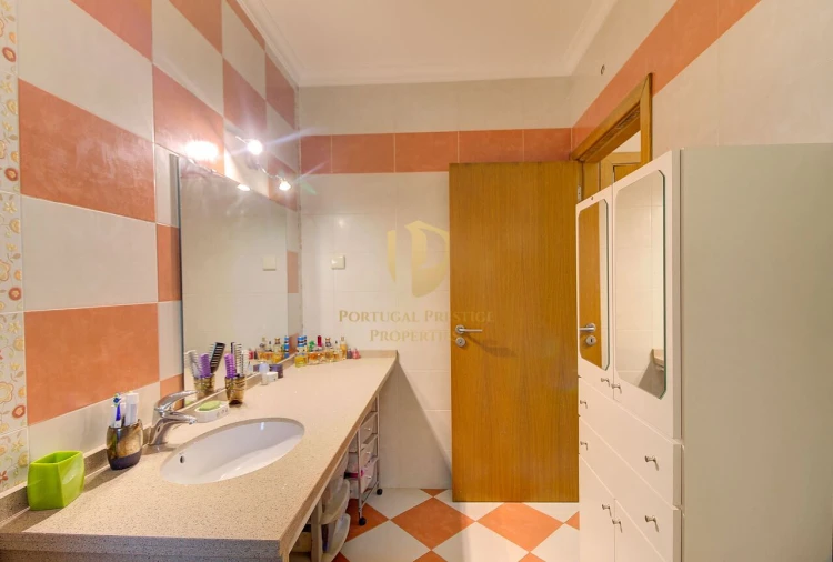 Moradia T4 para Venda em Altura Foto 32