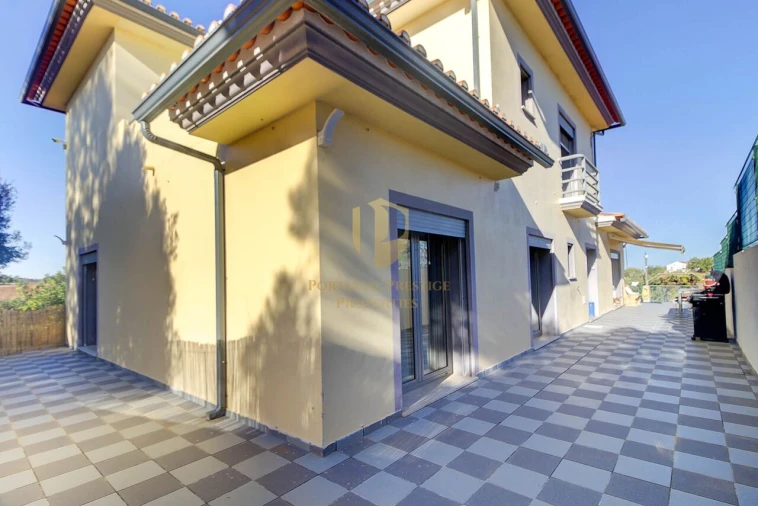 Moradia T4 para Venda em Altura Foto 2