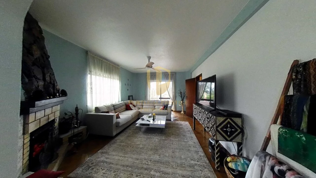 Moradia T4 para Venda em Quarteira Foto 9