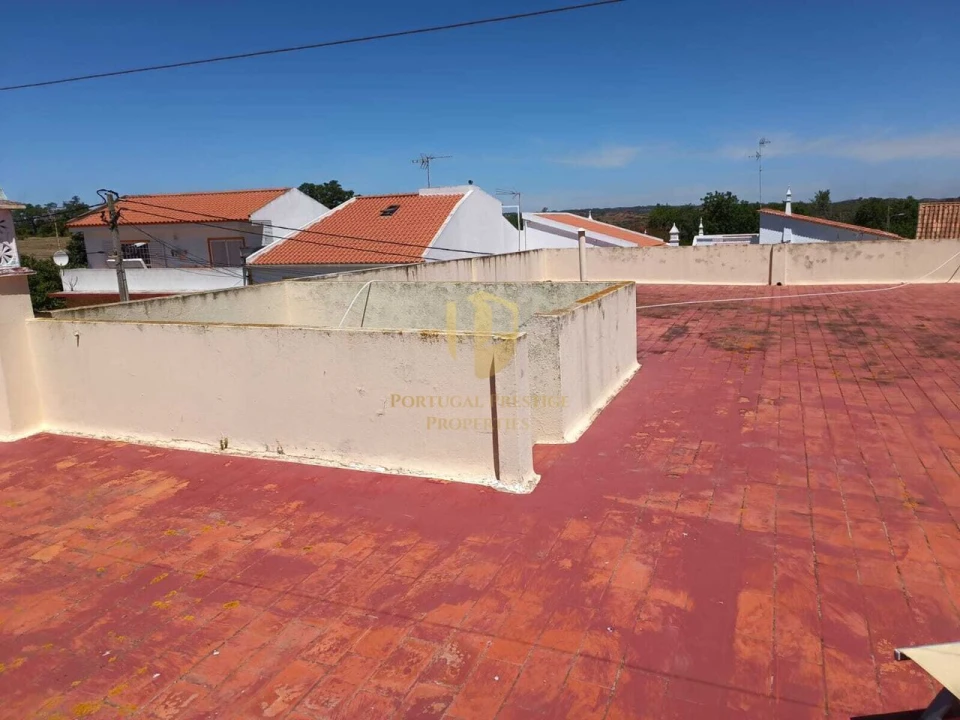 Prédio para Venda em Castro Marim Foto 8