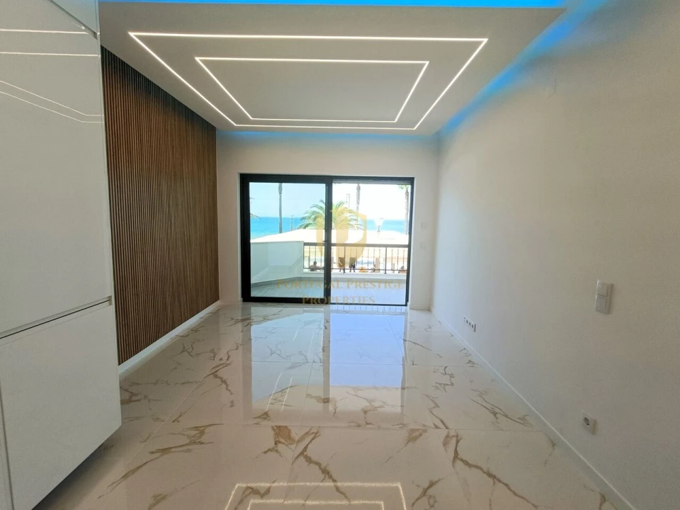 Apartamento T3 para Venda em Quarteira Foto 9