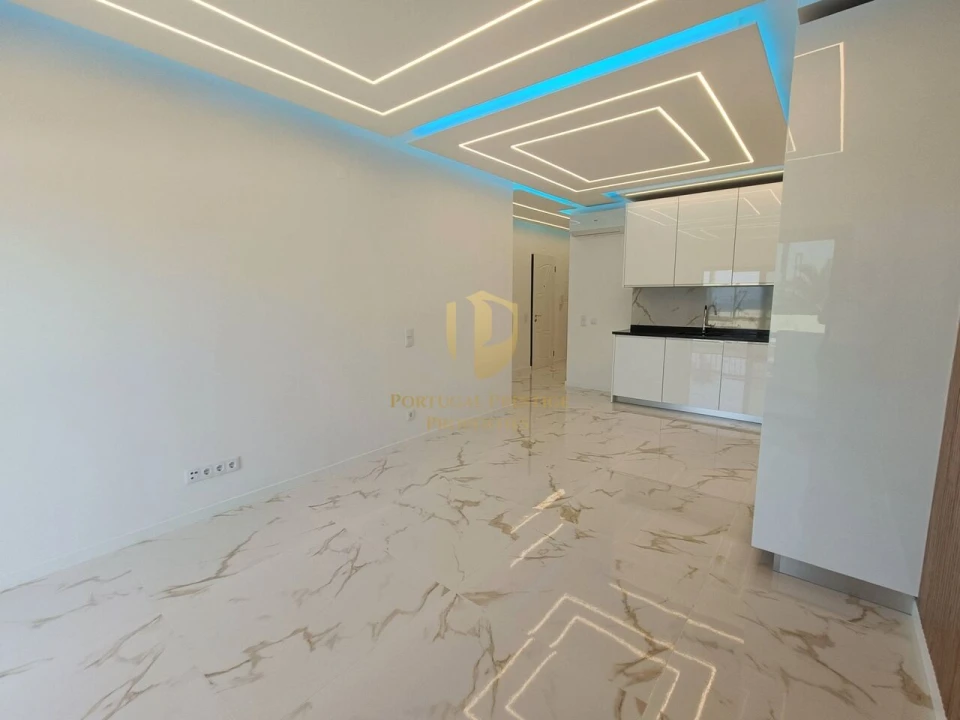 Apartamento T3 para Venda em Quarteira Foto 13