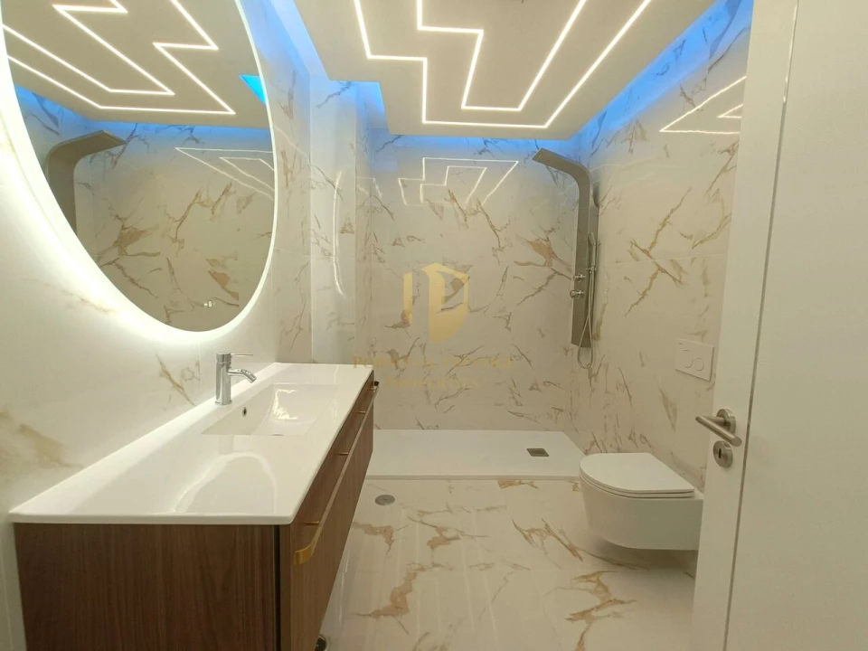 Apartamento T3 para Venda em Quarteira Foto 32