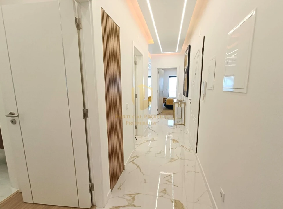 Apartamento T3 para Venda em Quarteira Foto 10