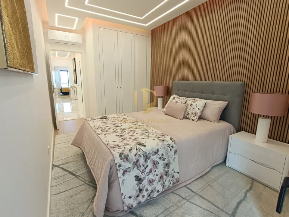 Apartamento T3 para Venda em Quarteira Foto 18