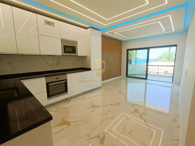 Apartamento T3 para Venda em Quarteira Foto 7