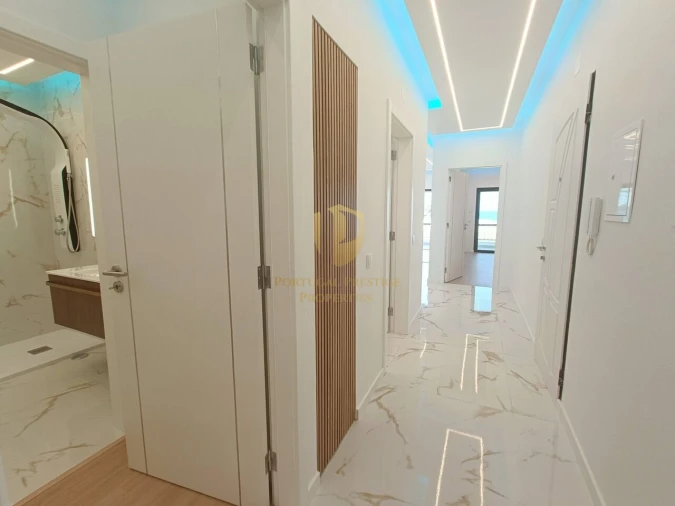 Apartamento T3 para Venda em Quarteira Foto 20