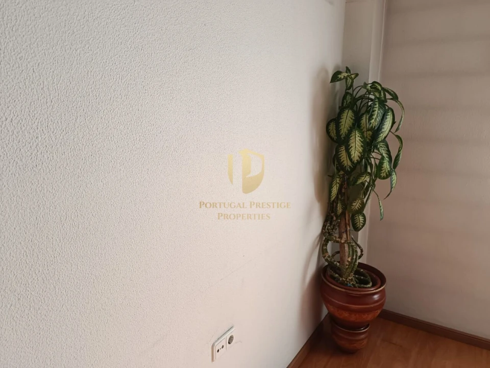 Armazém para Venda em Vila Real de Santo Antonio Foto 10