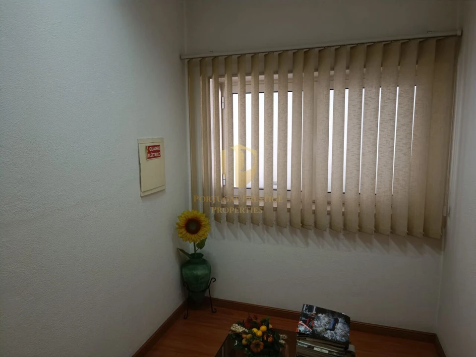 Armazém para Venda em Vila Real de Santo Antonio Foto 15