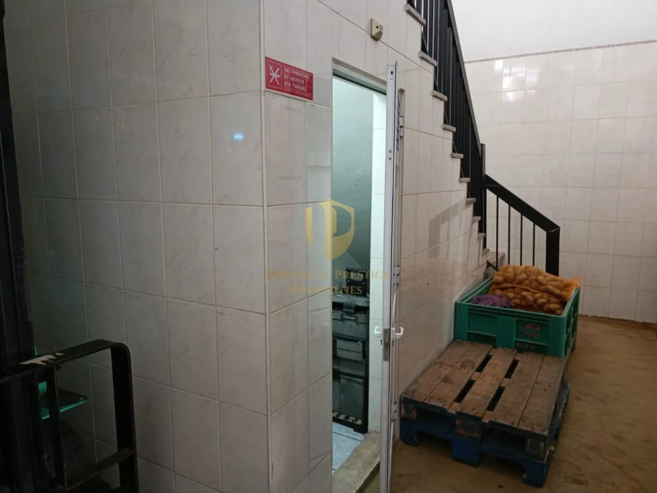 Armazém para Venda em Vila Real de Santo Antonio Foto 33