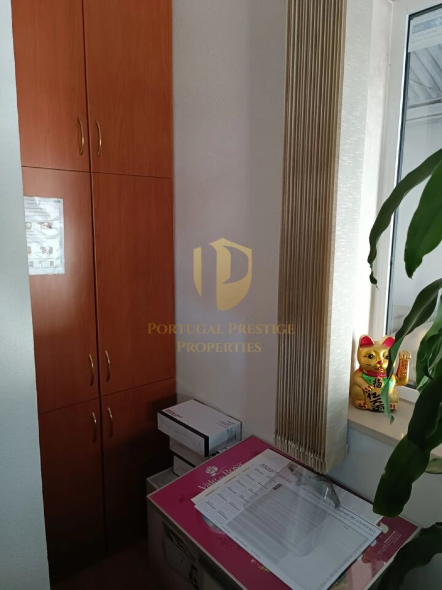 Armazém para Venda em Vila Real de Santo Antonio Foto 22