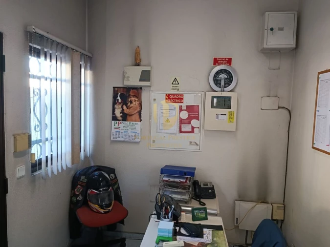 Armazém para Venda em Vila Real de Santo Antonio Foto 54