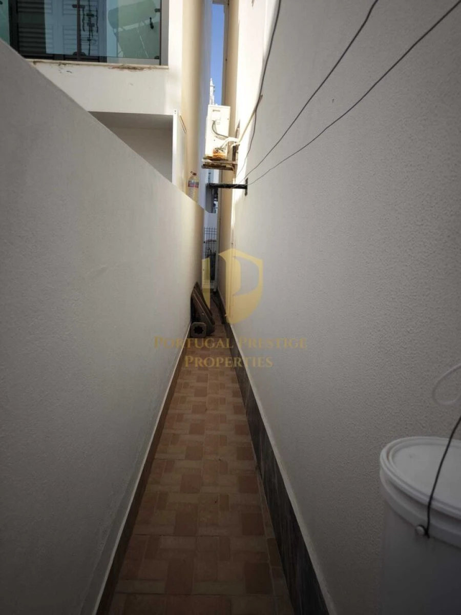 Prédio para Venda em Vila Nova de Cacela Foto 25