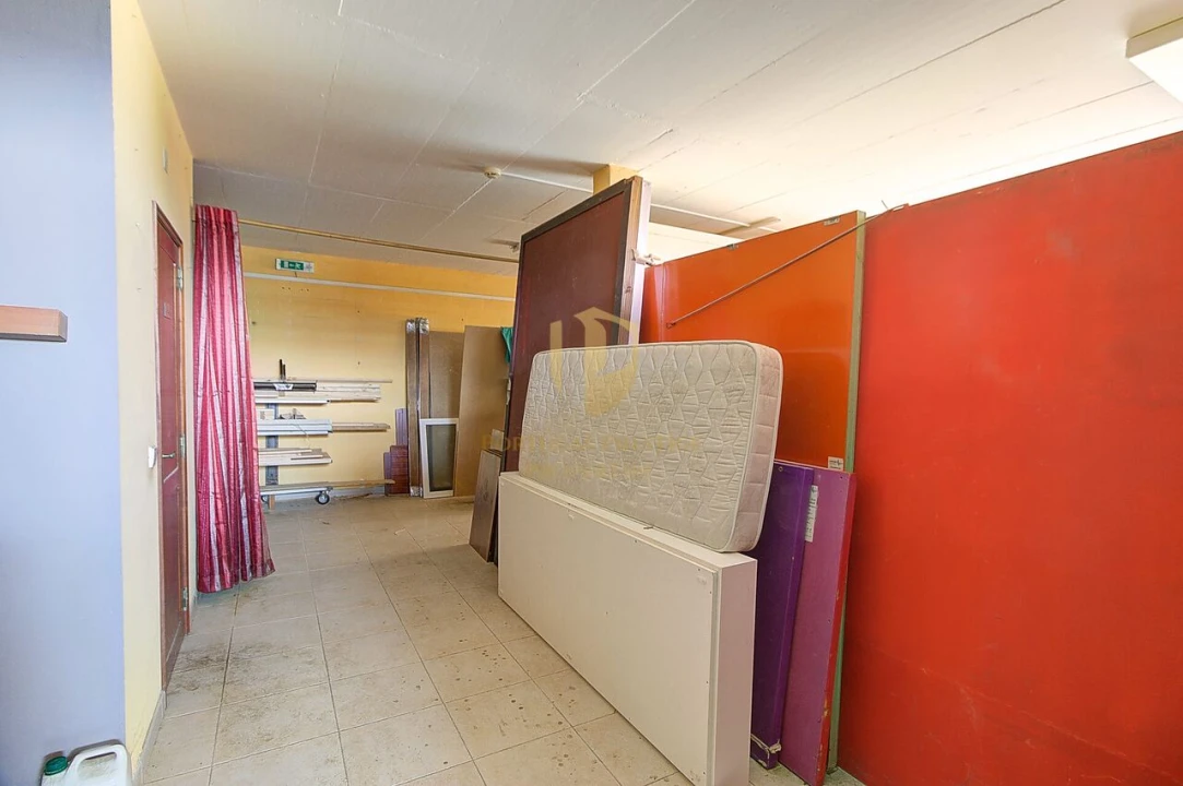 Loja para Venda em Monte Gordo Foto 9