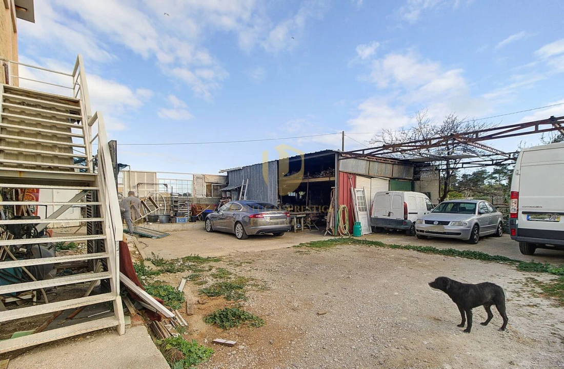 Loja para Venda em Monte Gordo Foto 13